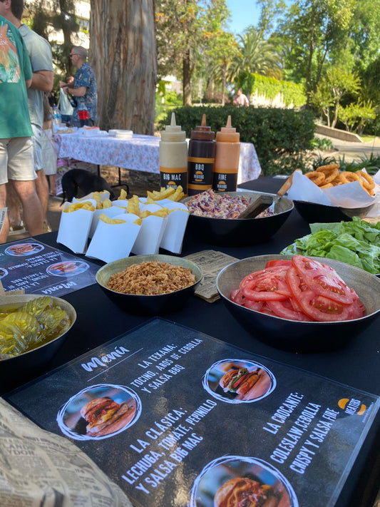 ¿Cuántas hamburguesas por persona necesito para un evento?
